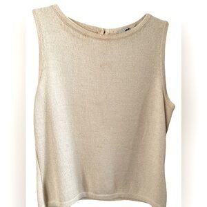 St John Cream Shell szS